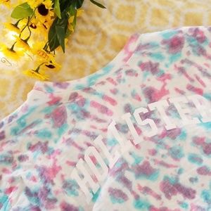 Hollister Tye-Dye Long Sleeve Somewhat Crop Top